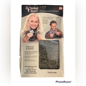 As Seen On TV Gray Zip Pocket Infinity Scarf Mask NEW One Size Fits All UNISEX